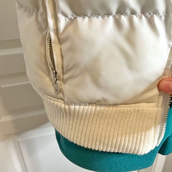 Weathervane Active Quilted Puffer Faux Fur Collar Sleeveless Pocket Zip Vest - Picture 10 of 13